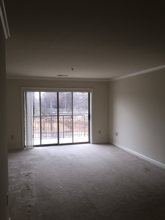 Foto del edificio - 1160 N Quincy St