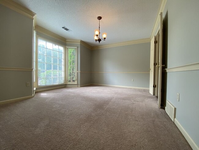 Building Photo - 3 BEDROOM 2 BATHROOM MEMPHIS RENTAL HOME