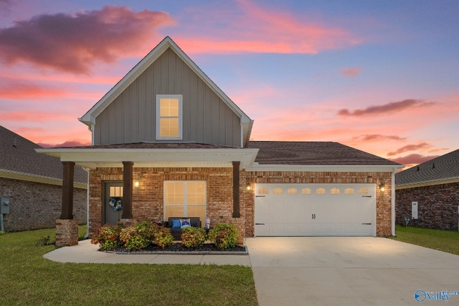 Building Photo - 15695 Landview Ln