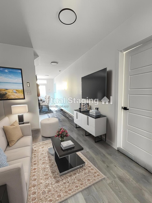 Building Photo - 3510 Rue De Bullion