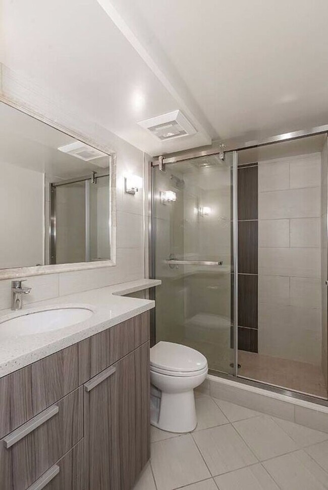 Building Photo - Remodeled Studio Loft in San Francisco