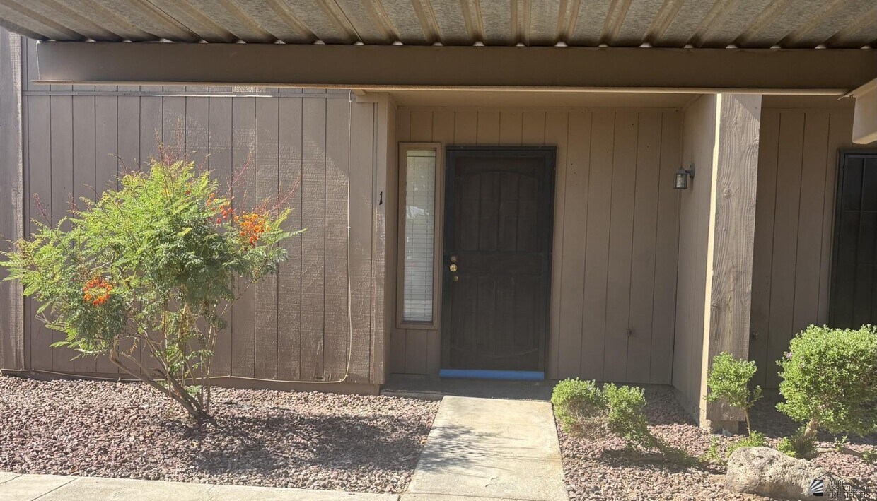 Foto principal - 833 S Avenue A