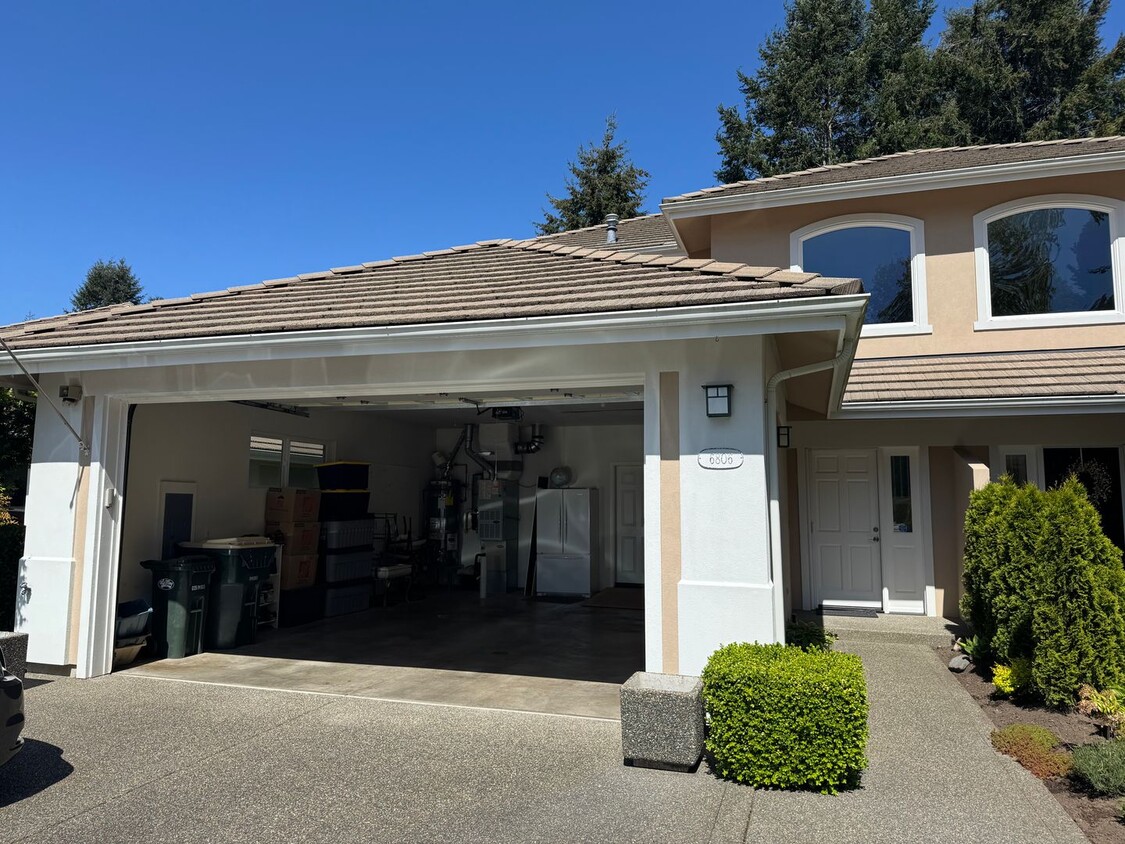 Foto principal - 6806 Fairway Ln SE