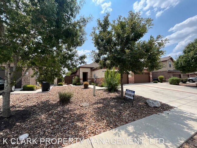 Building Photo - 3 br, 2 bath House - 677 CREEKSIDE CIRCLE