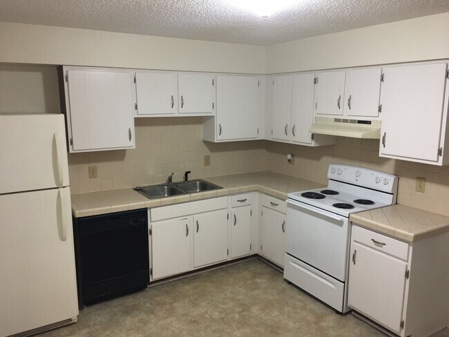 Foto del edificio - 1428 Brookwood Pl