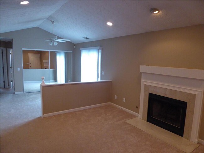 Building Photo - 13387 Aventide Ln