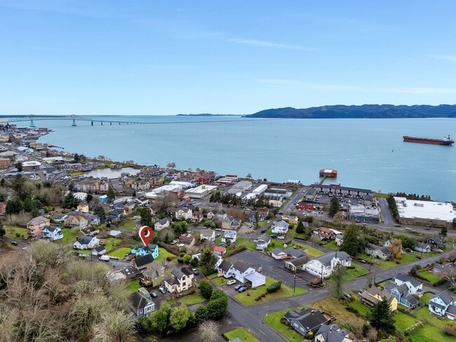 Foto del edificio - 3088 Harrison Ave