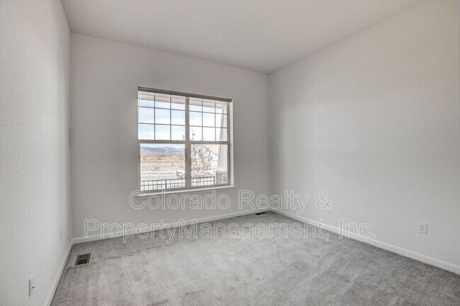 Foto del edificio - 3314 Heron Lakes Pkwy