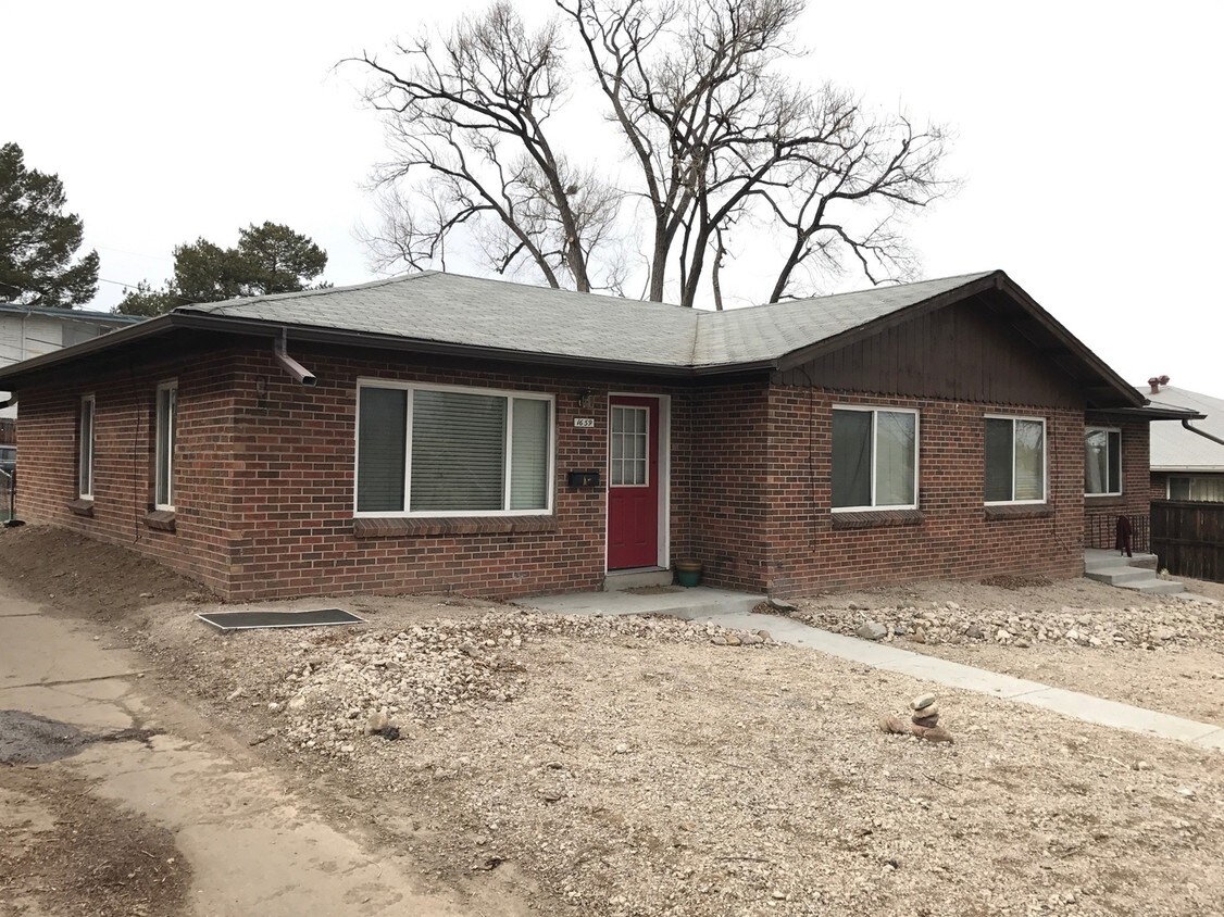 Building Photo - 1655 Sheridan Blvd