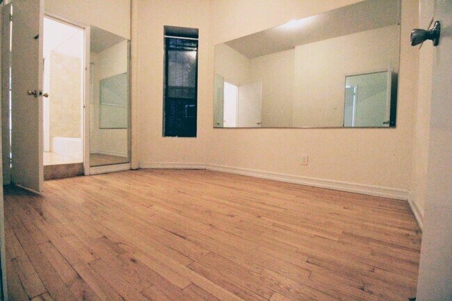 Building Photo - 360 West 51st Street
