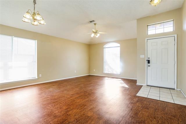 Building Photo - 1017 Glencrest Dr