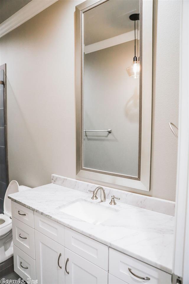 10 Chenal Village Cir, Little Rock, AR 72223 House Rental in Little