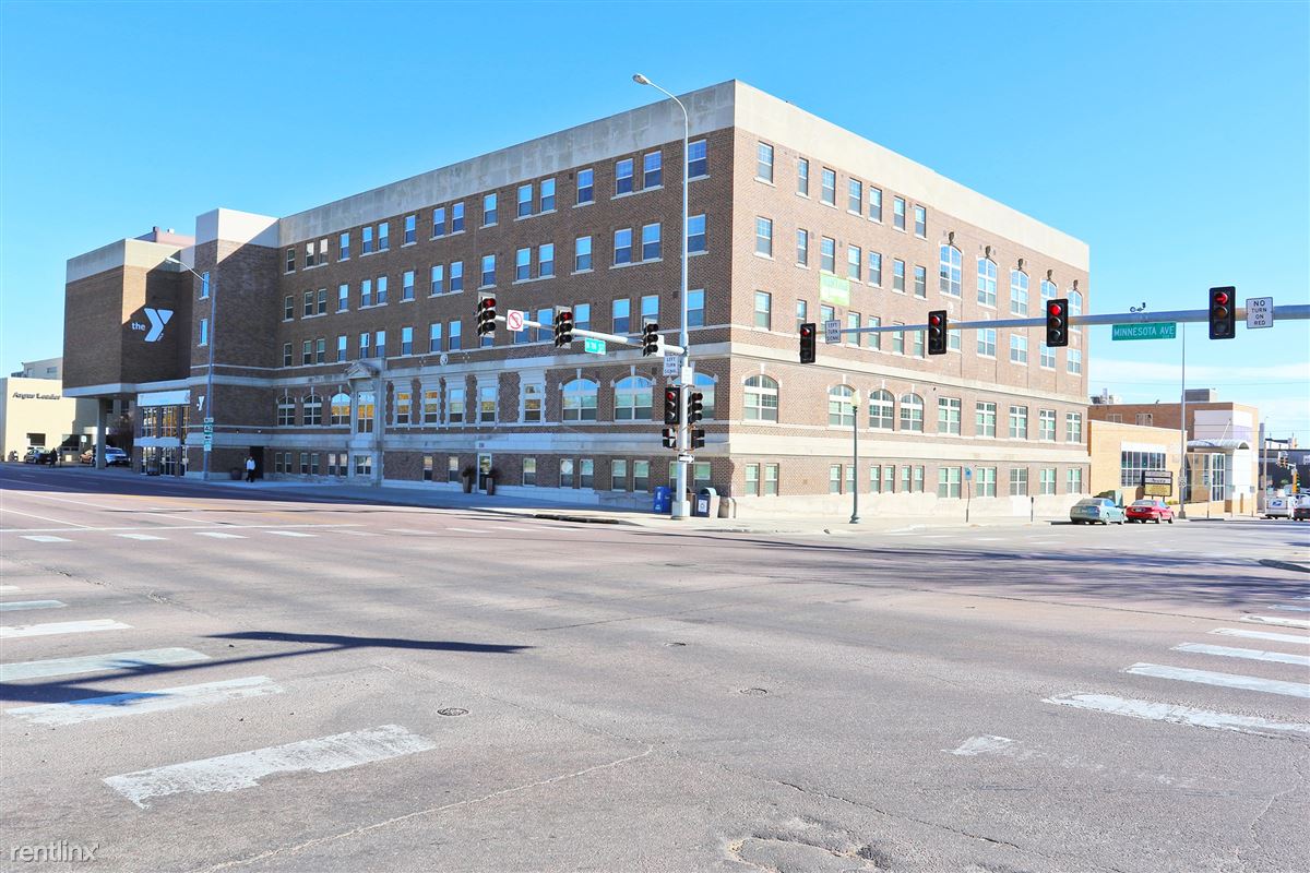 Foto principal - 230 S Minnesota Ave