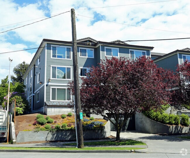 The Magnolia Apartments Seattle, WA