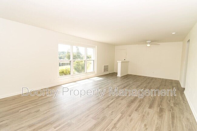 Foto del edificio - 513 Donaldson Rd