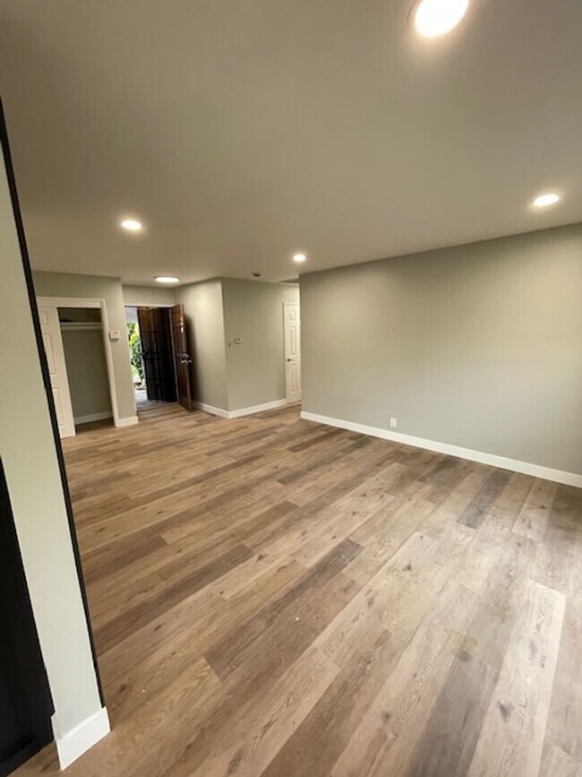 Foto del edificio - Coming Soon Remodeled 3 bedroom 2 bath House