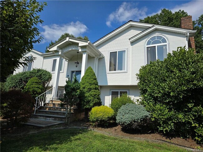 Building Photo - 9 Robert Hagan Ct