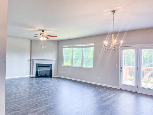 Foto del edificio - 430 Furlough Dr