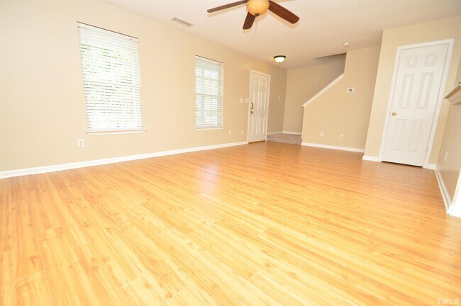Building Photo - 300 Homestead Park Dr