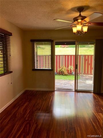 Foto del edificio - 94-1470-1470 Lanikuhana Ave