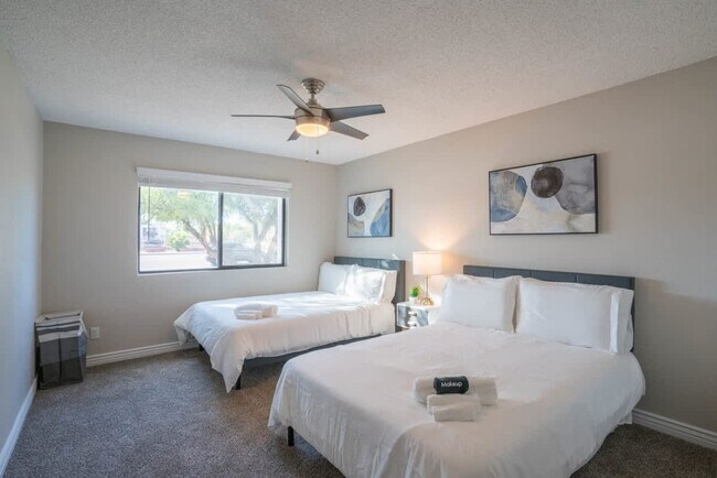 Foto del edificio - 8550 E McDowell Rd