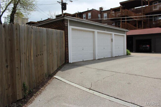 Foto del edificio - 6318 S Rosebury Ave