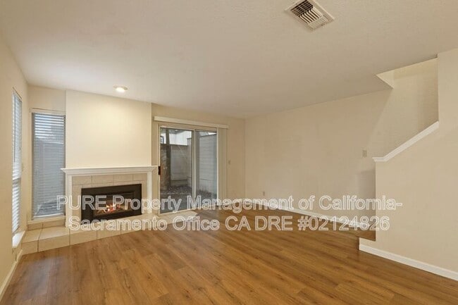 Foto del edificio - 9200 Madison Green Ln