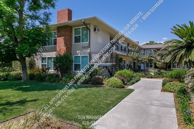 Foto del edificio - 1001-1005 W Huntington Dr