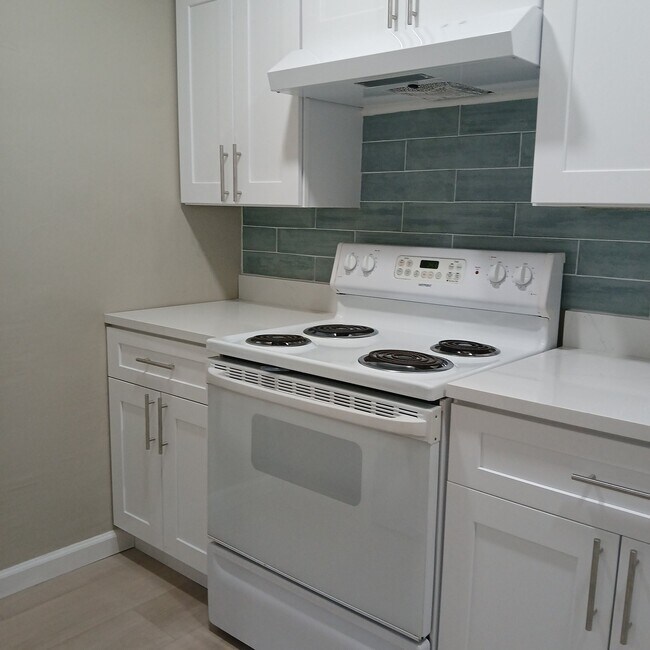 Foto del edificio - 4055 46th Ave N