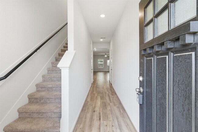 Foto del edificio - 8380 Bristlecone