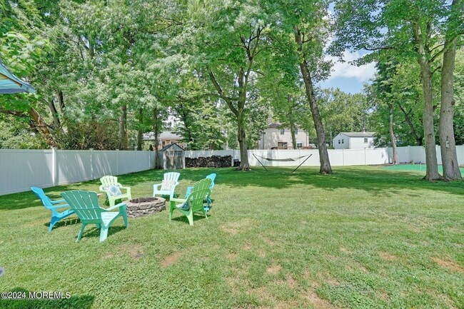 Building Photo - 445 Brookside Ave