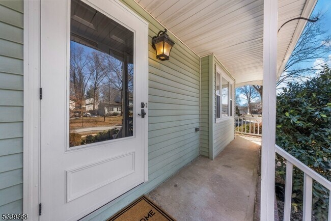 Building Photo - 231 Sutphin Ln