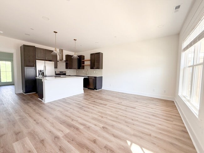Building Photo - Fuller Style - Spacious 2-Bedroom Townhome with Flex Room at Highbury
