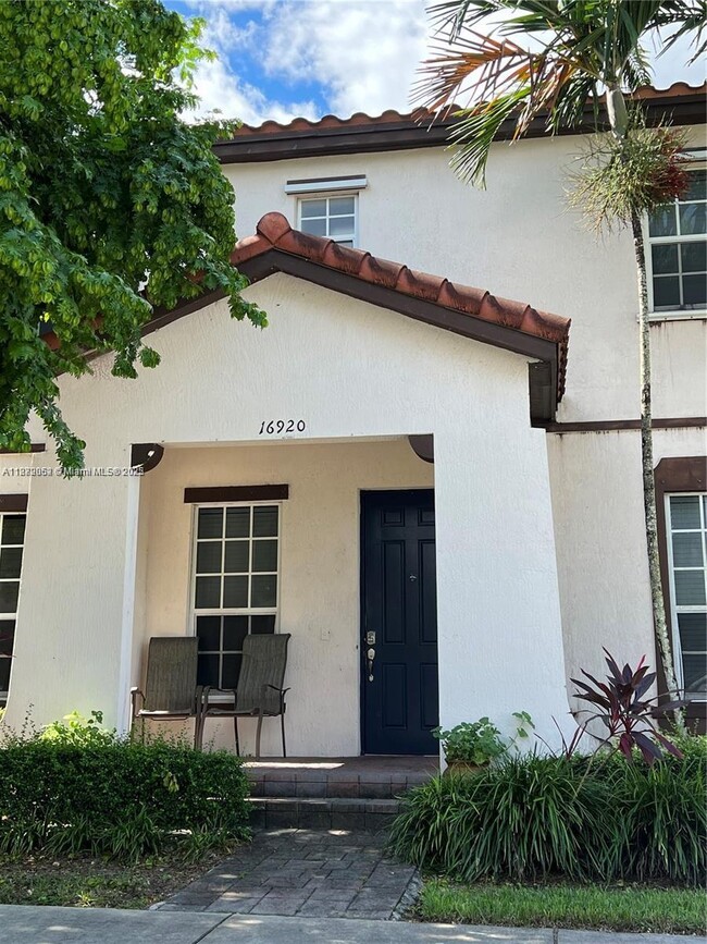 Building Photo - 16920 SW 95th St