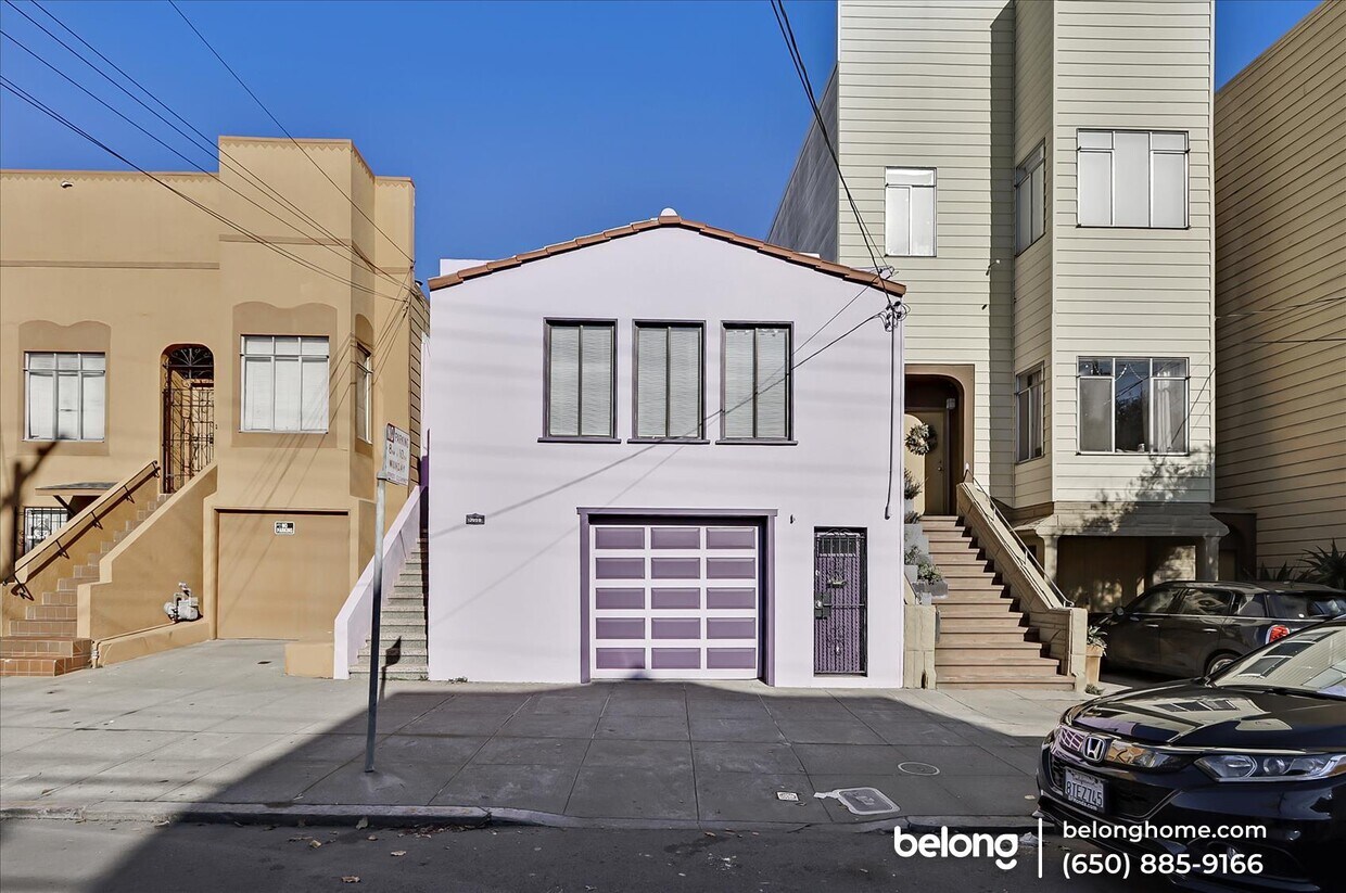Foto principal - 3058 25th St