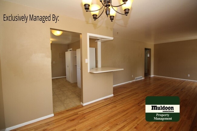 Building Photo - Nice 5 bedroom home with finished basement...