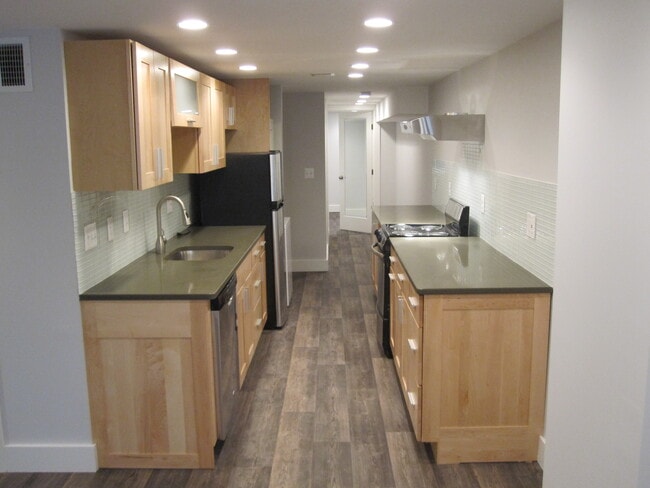 Foto del edificio - 1658 Monroe St NW