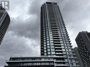 Building Photo - 15 Watergarden Dr