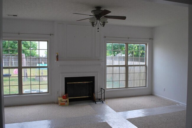 Foto del edificio - 3285 Keithshire Way