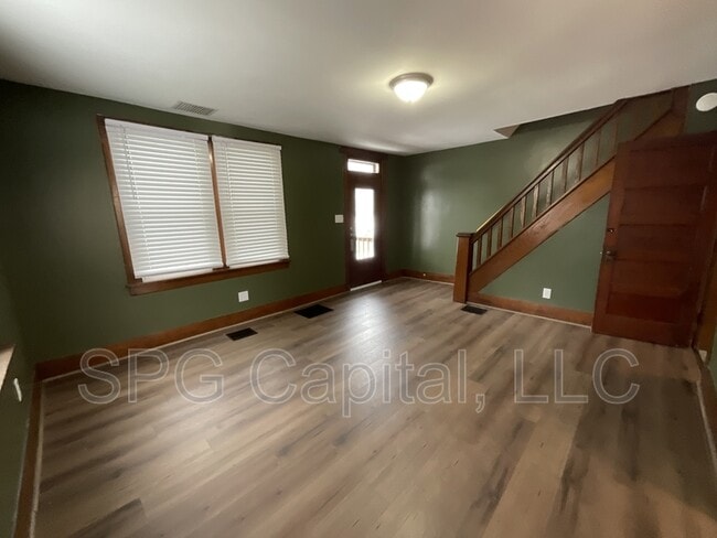 Foto del edificio - 727 N Pitt St