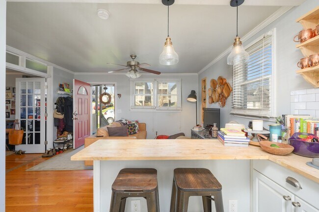 Foto del edificio - **RENOVATED COTTAGE IN THE NATIONS WITH AN...