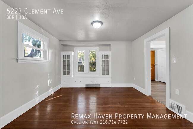 Building Photo - 5223 Clement Ave