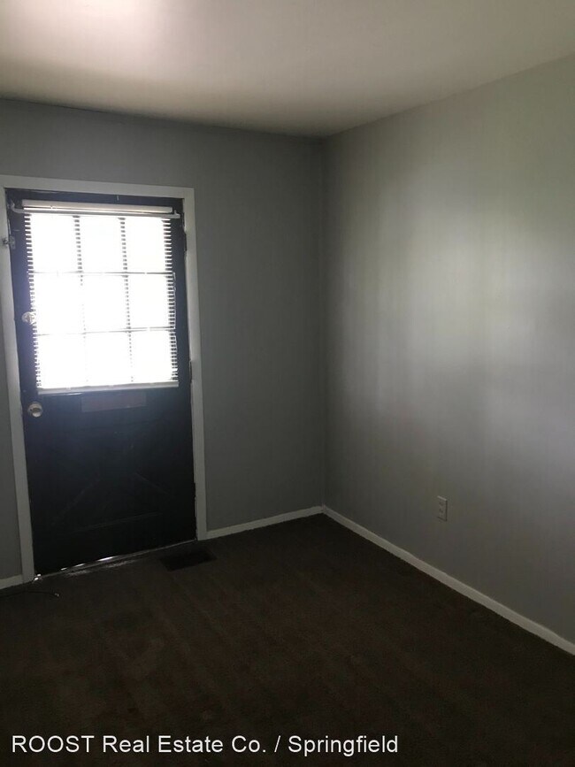 Foto del edificio - 3 br, 1 bath House - 814 S Burnett Rd