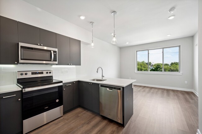 Foto del edificio - 1336 S Harmony Street