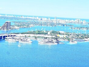 Building Photo - 888 Biscayne Blvd