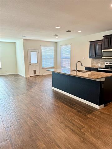 Foto del edificio - 136 Wagon Mound Dr