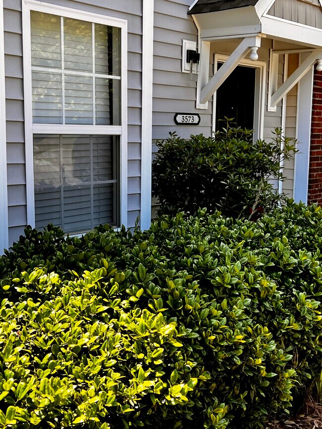 Foto del edificio - 3569 Draycott Ave