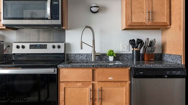 Foto del edificio - 302 13th St S