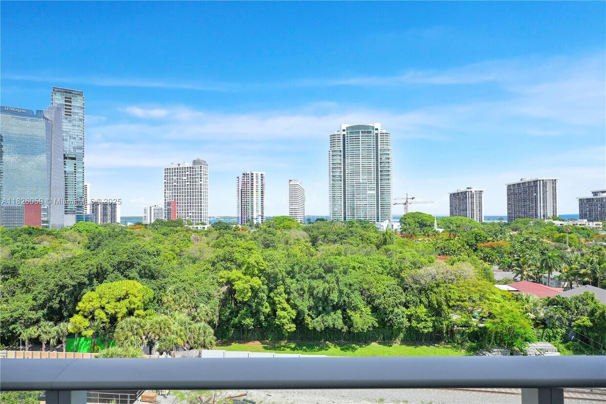 Foto principal - 1600 SW 1st Ave