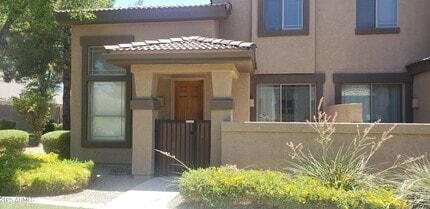 Building Photo - 1225 N 36th St